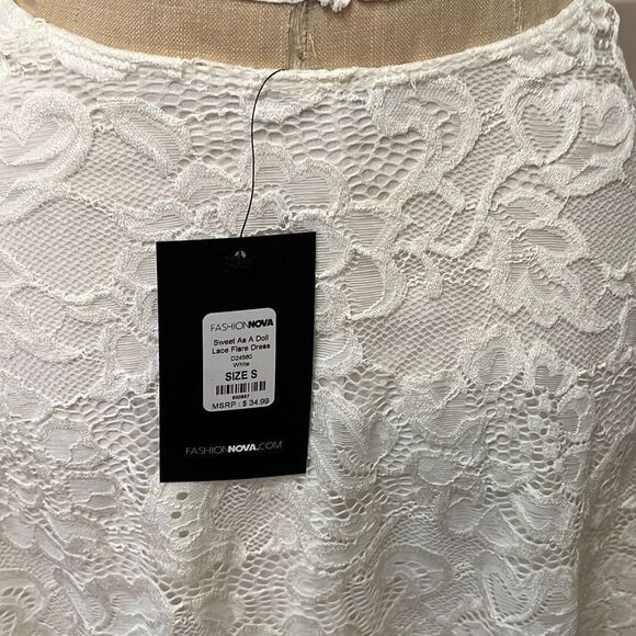 Fashion Nova Sweet As A Doll Lace Flare Dress - White Size Small Nwt - Picture 5 of 7
